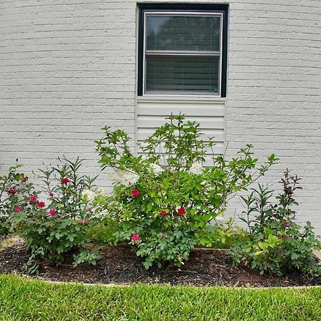 Cozy Townhome Retreat With King Bed Near I-10, Capitol, Fsu & Famu Tallahassee Exteriör bild