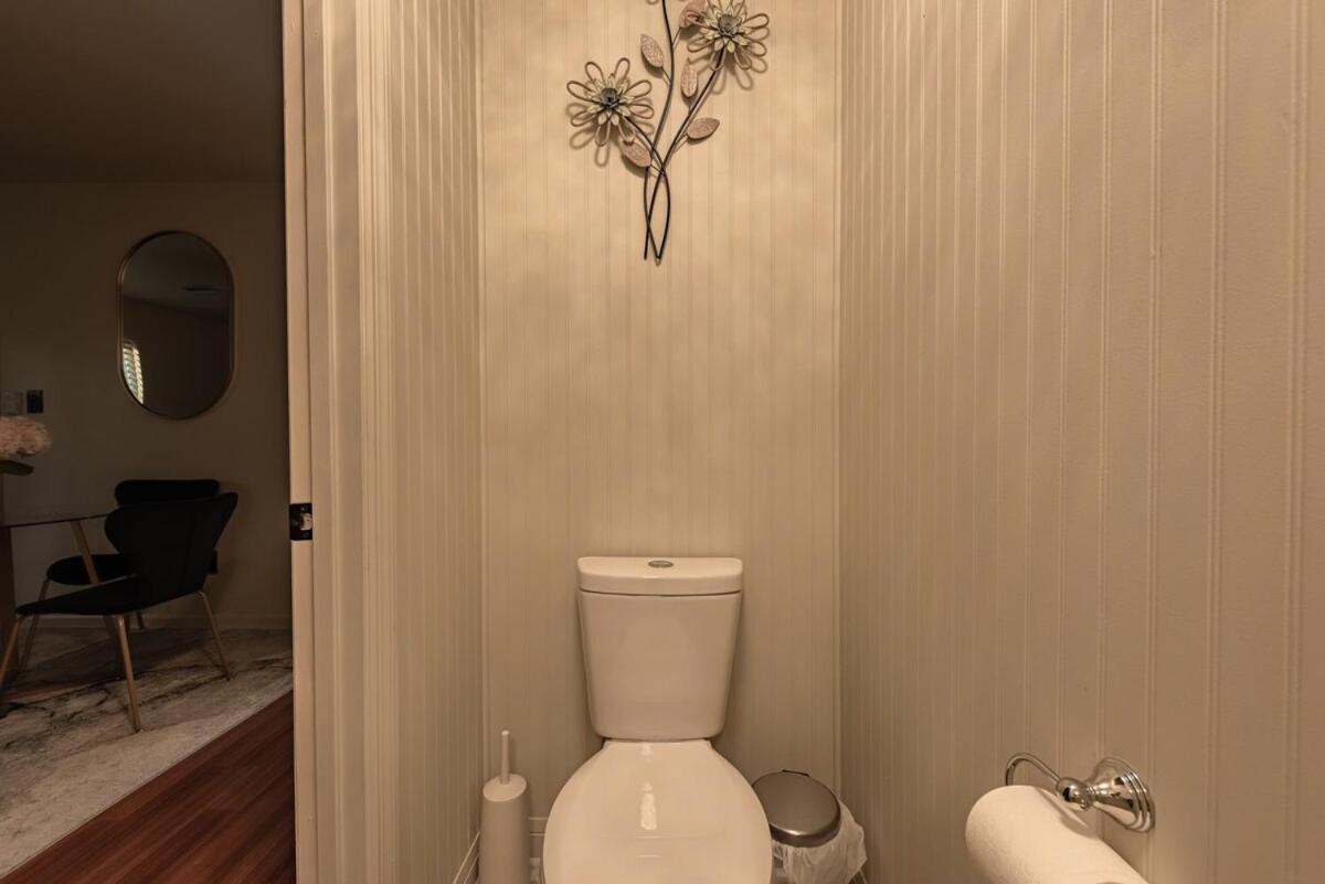 Cozy Townhome Retreat With King Bed Near I-10, Capitol, Fsu & Famu Tallahassee Exteriör bild